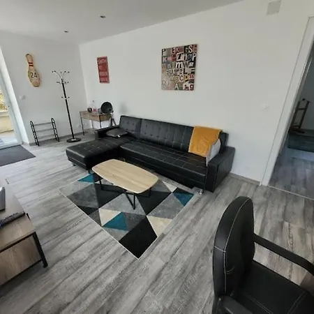 Confort Deco Neuf , Proche Epinal Et De Bouzey Διαμέρισμα *
